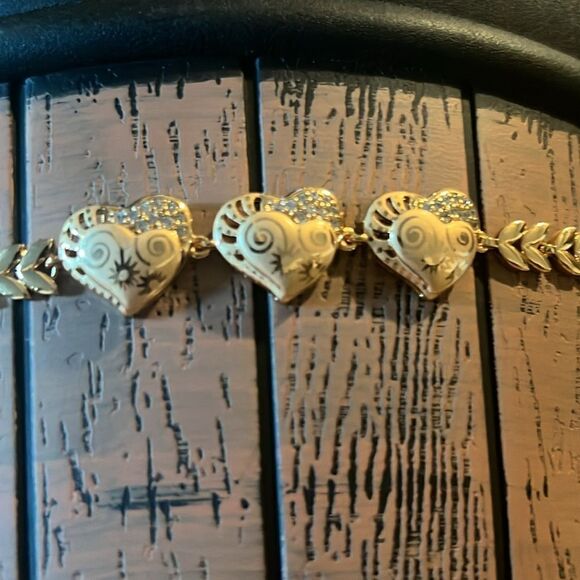 18K Gold plated Women Clear Topaz Laser Engraving Love Hearts Charm Bracelet - Picture 6 of 16